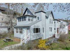 Welcome to 6 Sea Street 
